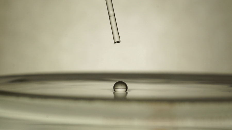 A 2-mm diameter acetone droplet in the Leidenfrost state on a 70℃ water bath.  Credit: Stoffel D. Janssens