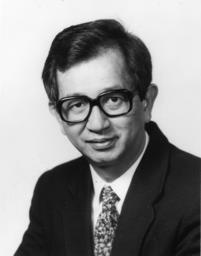 Portrait of Yuan T. Lee who won the 1986 Nobel Prize in Chemistry for contributions concerning the dynamics of chemical elementary processes – from the AIP Emilio Segrè Visual Archives, W.F. Meggers Gallery of Nobel Laureates Collection